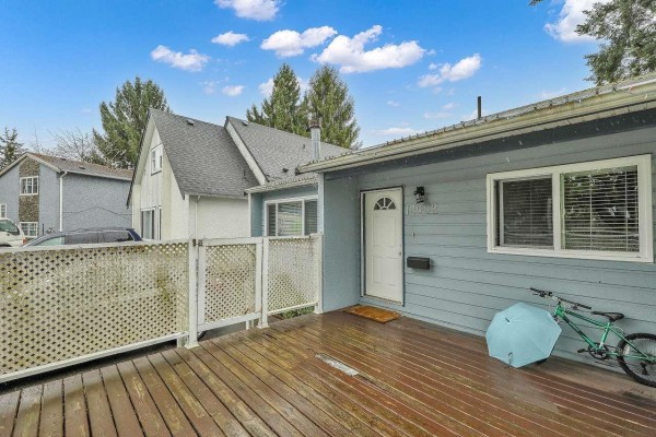 12902 72a Avenue, Surrey, BC V3W6Z2 Photo 4