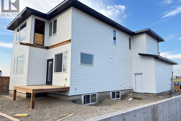 1292 Abitibi Road W, Lethbridge, AB, photo 2