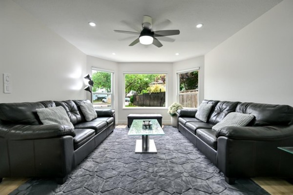 12925 65 Avenue, Surrey, BC V3W9H4 Photo 5