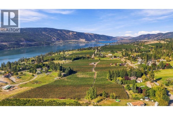 12930 Trewhitt Road, Lake Country, BC V4V2B1 Photo 5