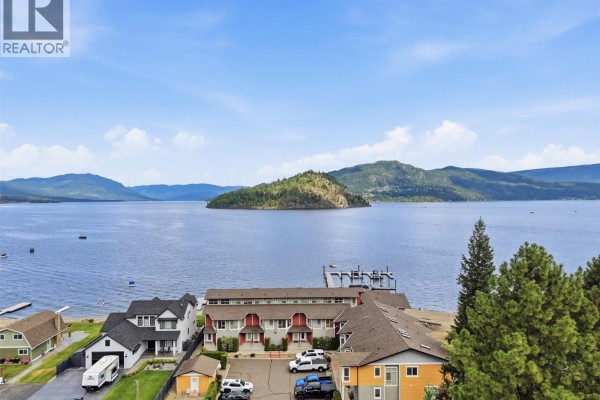 4pc Ensuite bath - 1294 Deodar Road Unit# 1, Scotch Creek, BC V0E1M5 Photo 2
