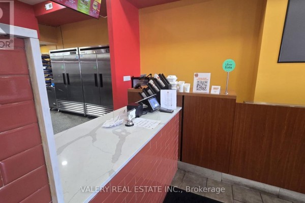 12a - 1125 Dundas Street East Street E, Mississauga, ON L4Y2C3 Photo 5
