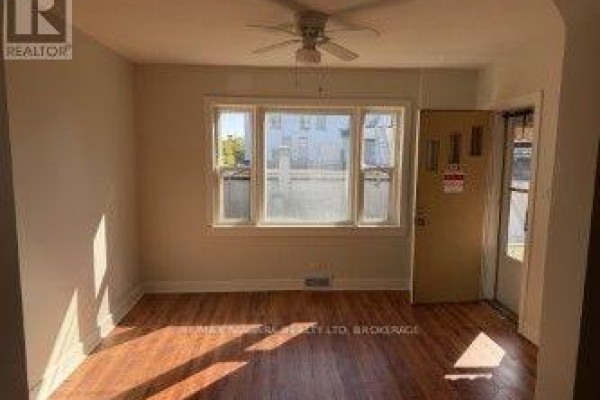 Dining room - 12a Jarvis Street, Fort Erie, ON L2A2S1 Photo 2