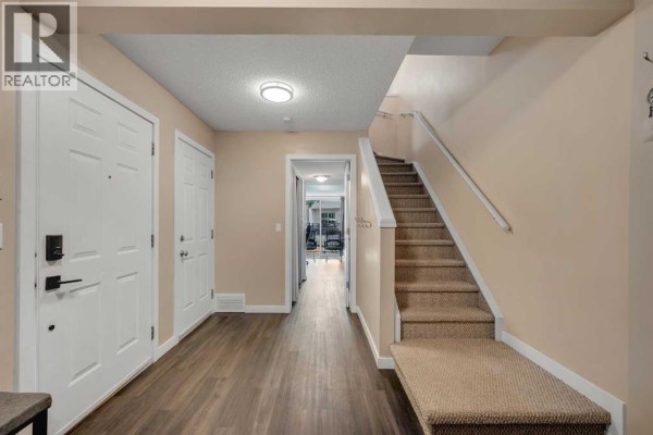 Office - 13, 200 Hidden Hills Terrace Nw, Calgary, AB T3A6E8 Photo 2