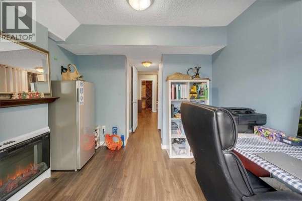 Dining room - 13, 200 Hidden Hills Terrace Nw, Calgary, AB T3A6E8 Photo 4