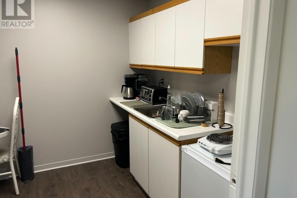 13 - 1420 Youville Drive, Ottawa, ON K1C7B3 Photo 4