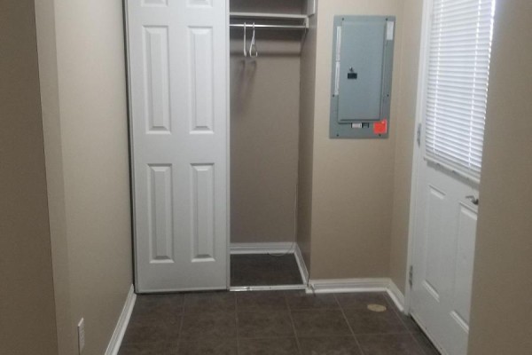 Bedroom - 13 - 175 Stanley Street, Barrie, ON L4M0G2 Photo 3