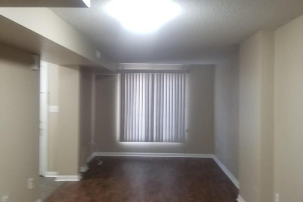 13 - 175 Stanley Street, Barrie, ON L4M0G2 Photo 4