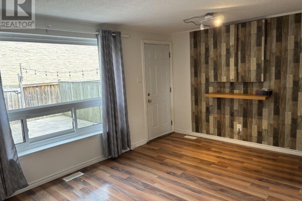 Kitchen - 13 - 280 Thaler Avenue, Kitchener, ON N2A1R6 Photo 5