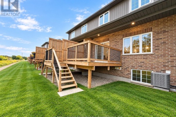 13 - 350 Oloane Avenue, Stratford, ON N5A0J2 Photo 2