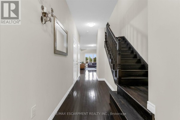 13 - 370 Stonehenge Drive, Hamilton, ON, photo 3