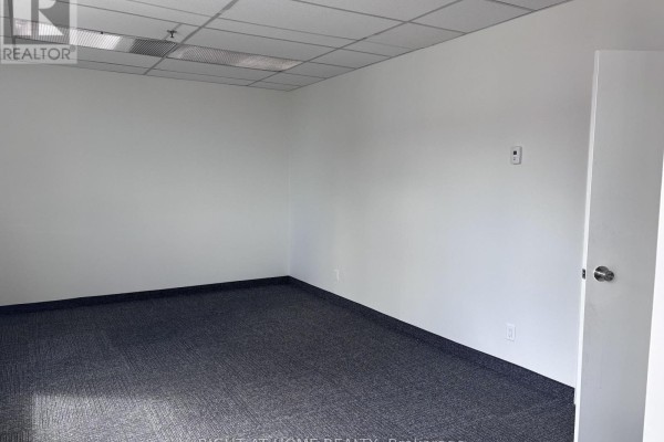 13 - 400 Finchdene Square, Toronto, ON M1X1E2 Photo 2