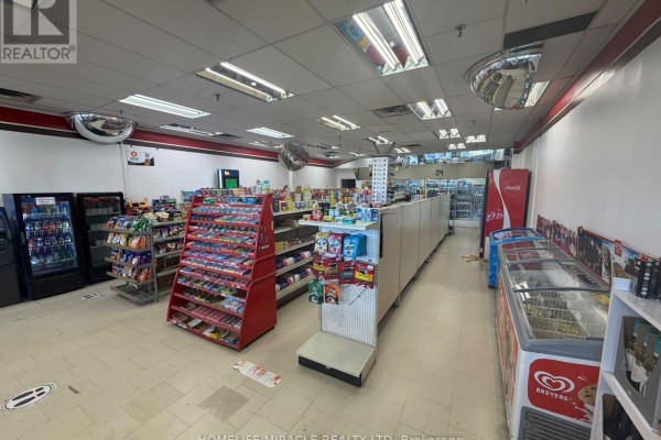 13 - 728 Anderson Street, Whitby, ON L1N3V6 Photo 3