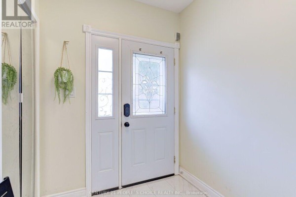 Primary Bedroom - 13 - 85 Albright Road, Hamilton, ON L8K6H1 Photo 4