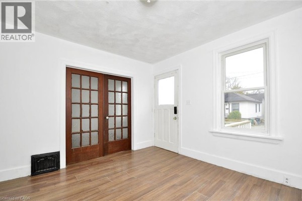 Kitchen - 13 1/2 Waterside Avenue, Cambridge, ON N1R1E8 Photo 5