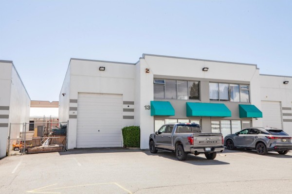 13 13478 78 Avenue, Surrey, BC V3W8J6 Photo 3