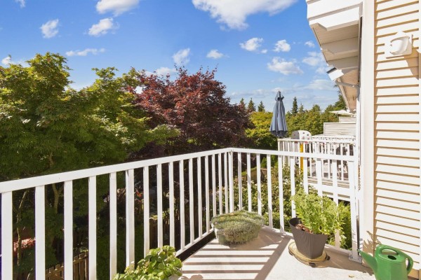 13 15030 58 Avenue, Surrey, BC V3S9G3 Photo 5