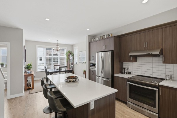 13 15588 32 Avenue, Surrey, BC V3Z0G3 Photo 4