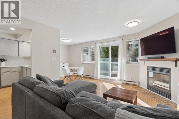 13 1949 8th Avenue, Vancouver, BC V6J1W2 Photo 4
