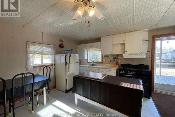 13 1st Street, Thunder Bay Remote Area, ON, photo 3