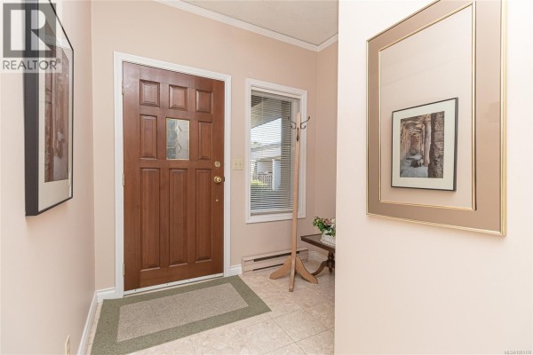 Family room - 13 4318 Emily Carr Dr, Saanich, BC V8X5E7 Photo 5