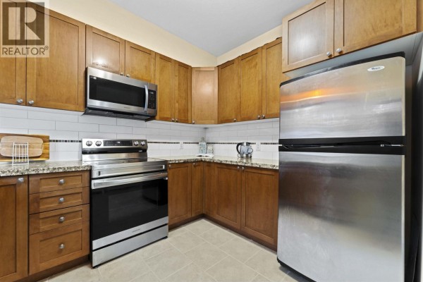 13 621 Langside Avenue, Coquitlam, BC V3J0A8 Photo 4