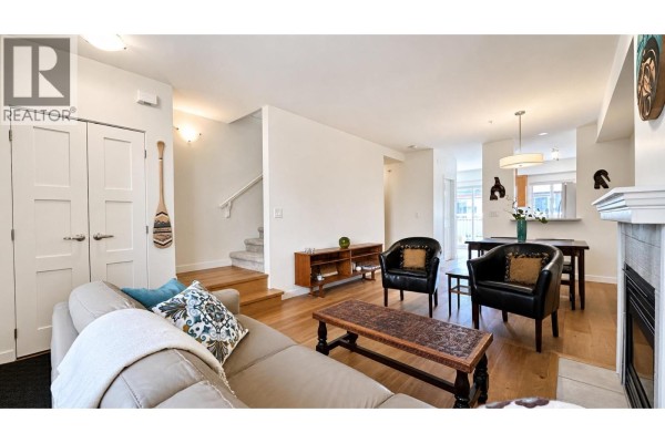 13 915 Tobruck Avenue, North Vancouver, BC V7P1V9 Photo 5