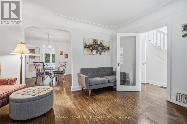 13 Allan Avenue, Hamilton, ON, photo 2