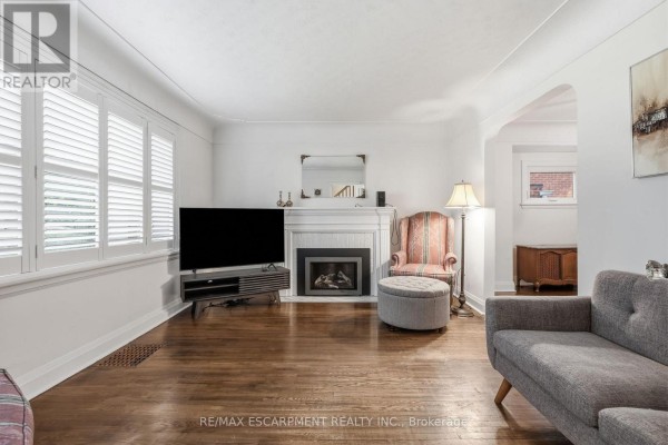 13 Allan Avenue, Hamilton, ON, photo 3