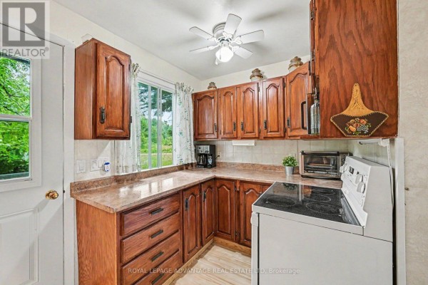 Dining room - 13 B5a Road, Rideau Lakes, ON K0G1L0 Photo 5