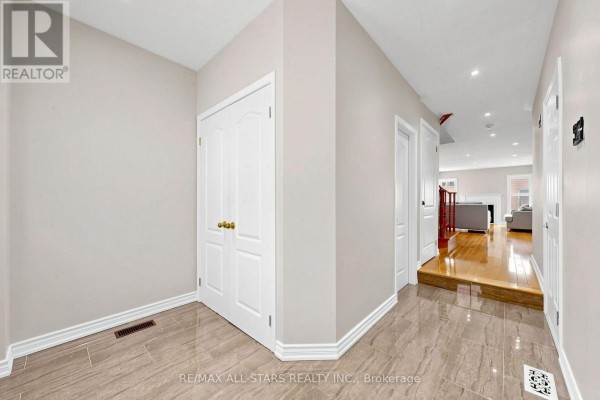 Eating area - 13 Boulderbrook Drive, Toronto, ON M1X2B9 Photo 4