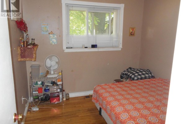 Bedroom 2 - 13 Brookdale Crescent, Brampton, ON L6T1M8 Photo 5