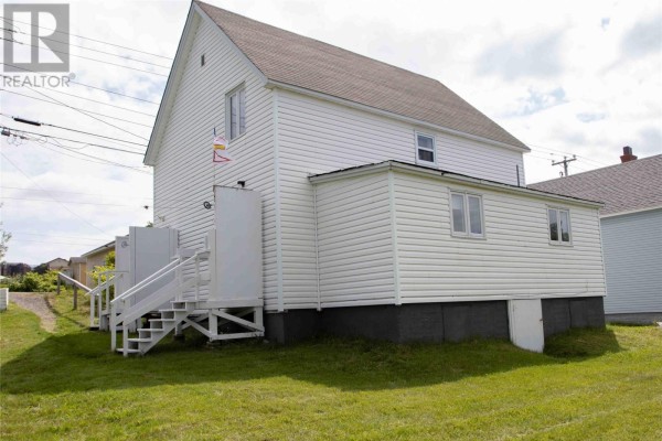 Living room - 13 Confederation Drive, Bonavista, NL A0C1B0 Photo 4