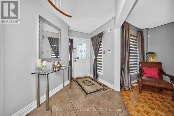 Great room - 13 Dovaston Gate, Caledon, ON L7E2K3 Photo 4