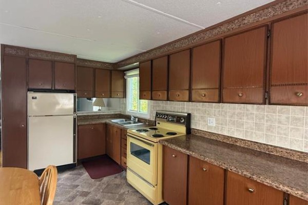 13 Eagle Point Resort Road, Thomas Lake, MB R0J1X0 Photo 5