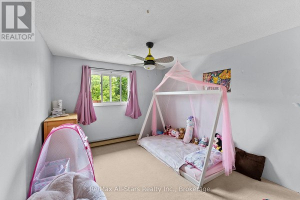 Laundry room - 13 Eva Street, Kawartha Lakes, ON K0M1N0 Photo 5