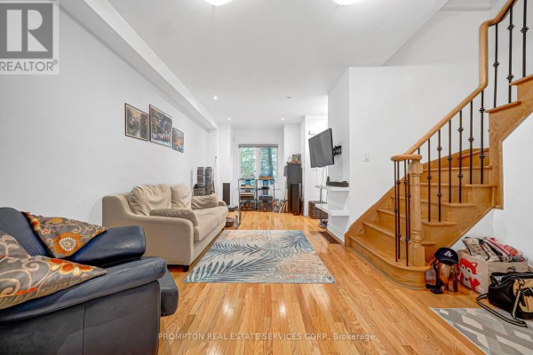 13 Flook Lane, Toronto, ON, photo 3