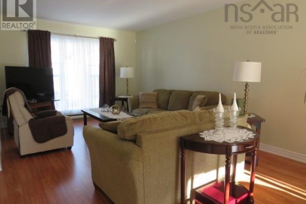 Living room - 13 Florence Place Court, Lower Sackville, NS B4C3X4 Photo 2