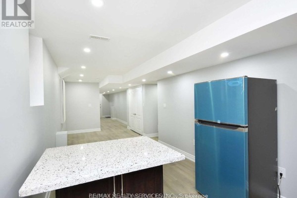 13 Frampton Road, Brampton, ON L7A4E1 Photo 5