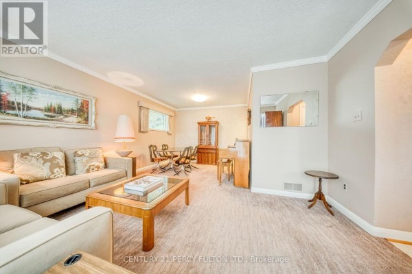 Bedroom 2 - 13 Graylee Avenue, Toronto, ON M1J1M5 Photo 5
