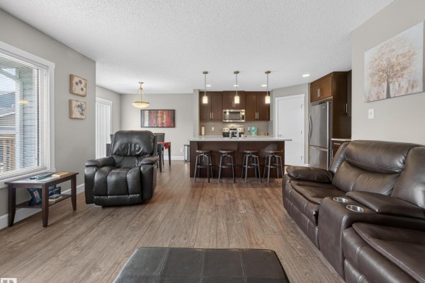 Dining room - 13 Hudson Cv, Spruce Grove, AB T7X0R8 Photo 2