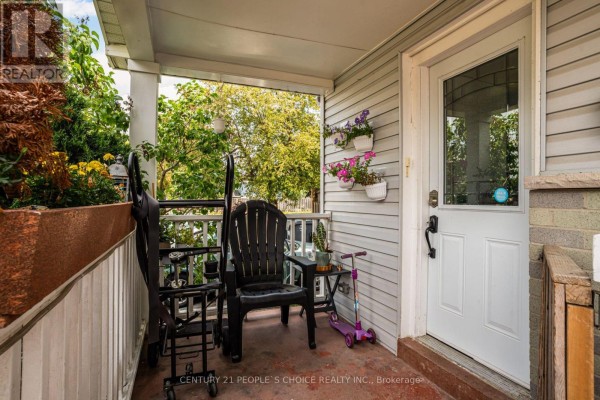 13 Jeffrey Street, Brampton, ON, photo 3