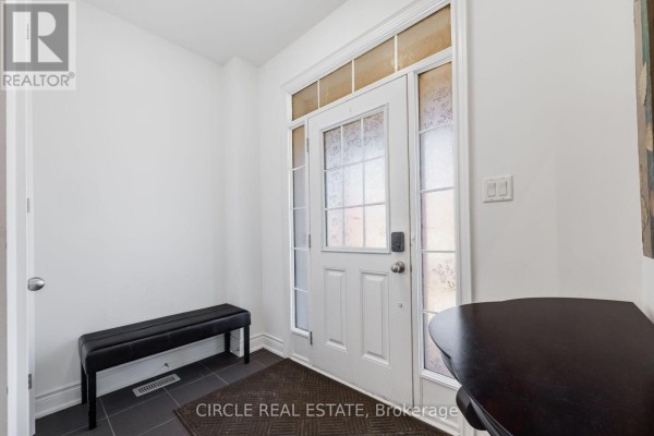 Dining room - 13 Lady Evelyn Crescent, Brampton, ON L6Y6C7 Photo 4