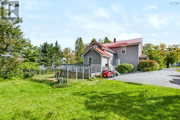 2pc Bathroom - 13 Mcdougall Street, Springhill, NS B0M1X0 Photo 5