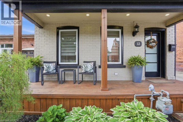 13 Picton Street W, Hamilton, ON, photo 2