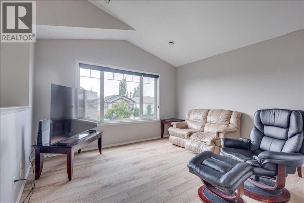 Kitchen - 13 Rogers Road, Sylvan Lake, AB T4S0J8 Photo 4