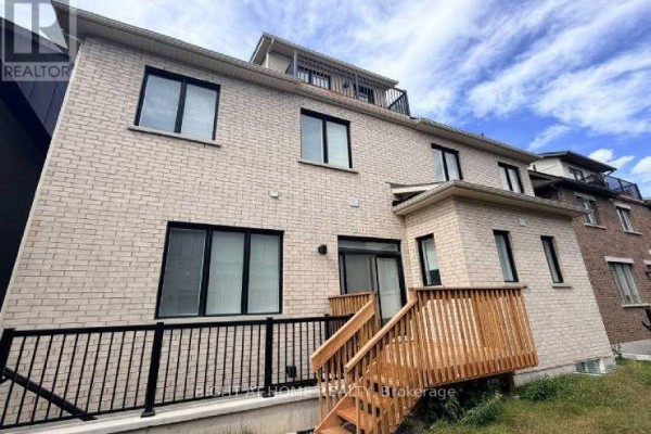 13 Spiritwood Way, Brampton, ON L7A5L9 Photo 2