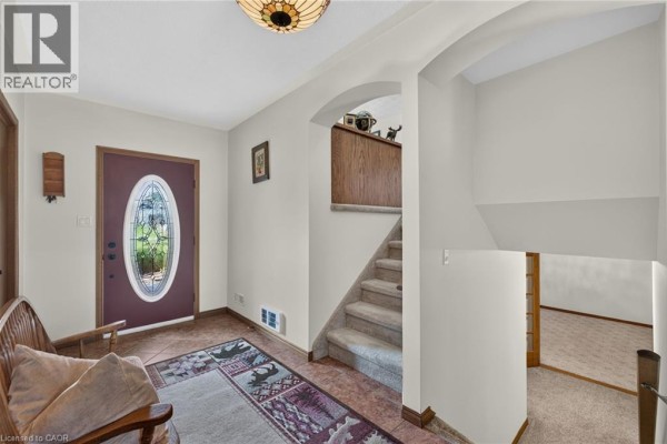 Recreation room - 13 St Ladislaus Street, Courtland, ON N0J1E0 Photo 5