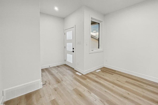 Dining room - 13 Stetson Lo, Ardrossan, AB T8E0C1 Photo 2