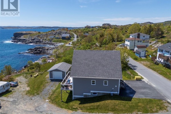 Bath (# pieces 1-6) - 13 The Green Road, Upper Island Cove, NL A0A4E0 Photo 5